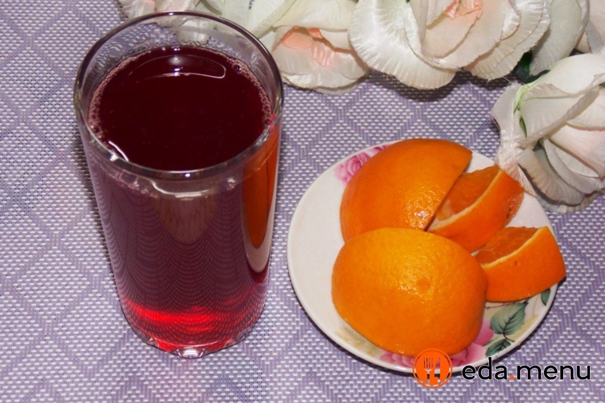 Компот из замороженных ягод с апельсином в мультиварке